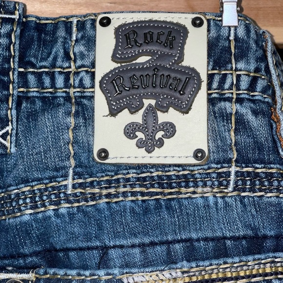 Men’s Rock Revival Jeans. 34L. Never been worn.